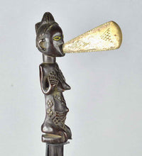 MC1725 Rare Hache de prestige Luba Ceremonial Axe herminette Congo Rdc