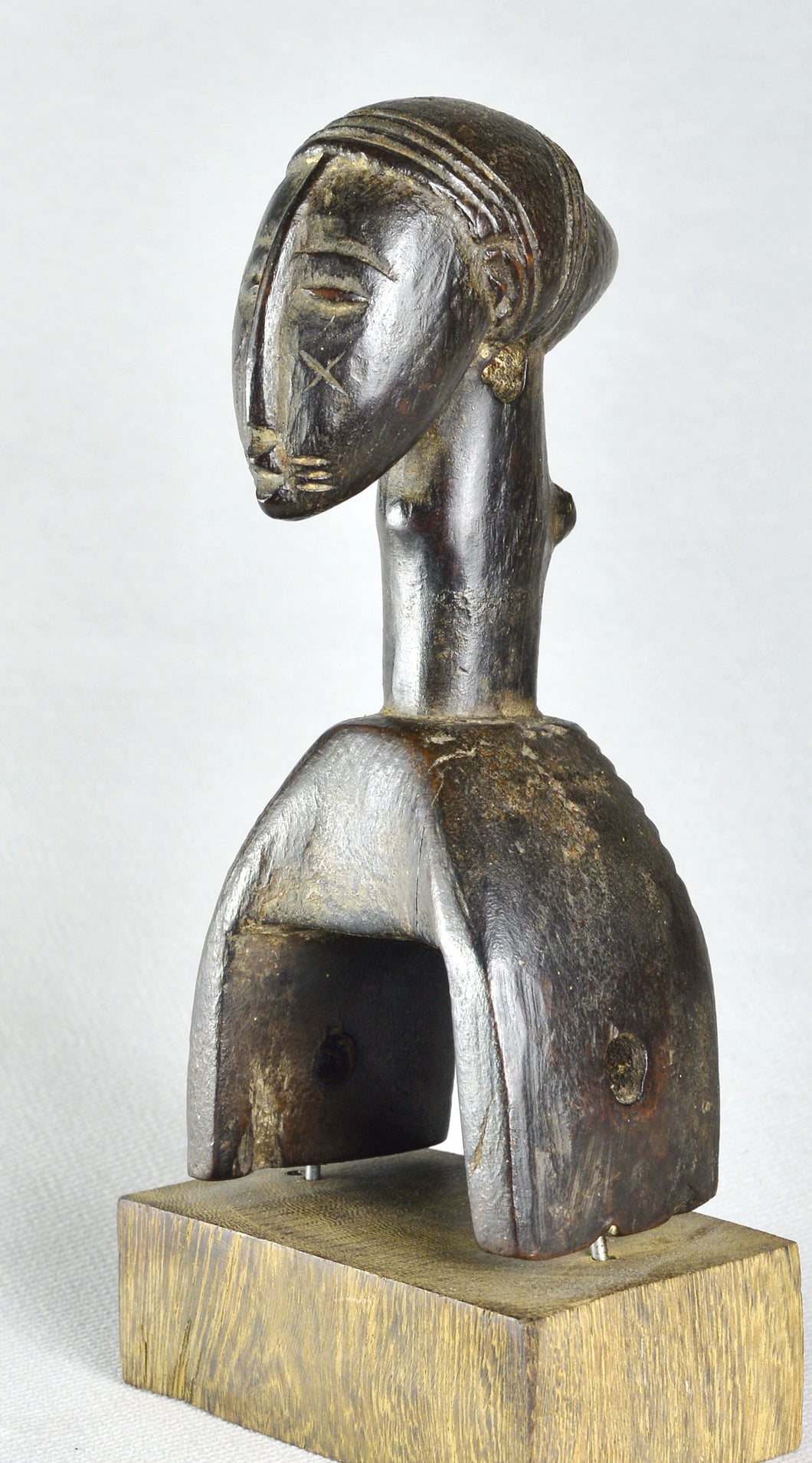 VENDU / SOLD ! MC2074 GOURO poulie anthropomorphe Guro heddle pulley