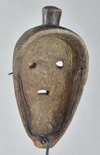 MC1872 Grand masque Metoko culte du Bukota Mituku Mask