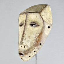 MC1890 Beau masque idimu Lega Culte du Bwami Mask Congo RDC