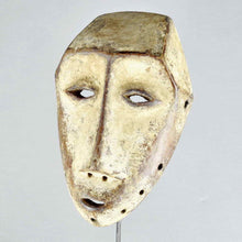 MC1890 Beau masque idimu Lega Culte du Bwami Mask Congo RDC