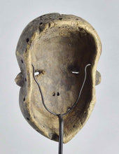MC2019 masque de maladie PENDE Mbangu Bapende Mask Congo Rdc