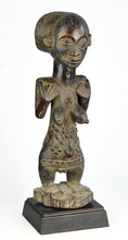 MC1043 Superbe statue cultuelle classique Luba figure Congo