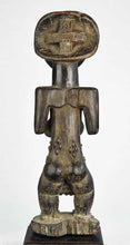 MC1043 Superbe statue cultuelle classique Luba figure Congo