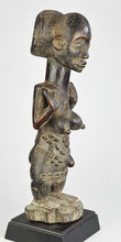 MC1043 Superbe statue cultuelle classique Luba figure Congo