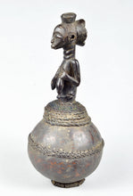 MC1899  Belle calebasse Kabwelulu LUBA demi figure fétiche divination Congo Rdc
