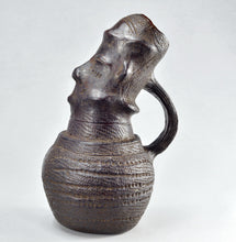 MC1900 Rare pichet en terre cuite anthropomorphe ZANDE Azande terracotta vessel