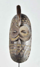 MC1883  Masque zoomorphe hibou BEMBE CONGO zoomorphic Owl mask