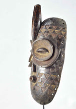 MC1883  Masque zoomorphe hibou BEMBE CONGO zoomorphic Owl mask