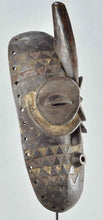 MC1883  Masque zoomorphe hibou BEMBE CONGO zoomorphic Owl mask