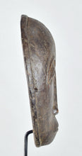Réservé / reserved MC1967 Très beau masque anthropomorphe Hemba  Mask Congo Rdc