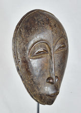 Réservé / reserved MC1967 Très beau masque anthropomorphe Hemba  Mask Congo Rdc