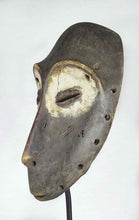 VENDU / SOLD ! MC1903 Elegant et puissant masque idimu Lega Bwami cult Mask Congo RDC