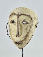 MC1844 Puissant masque idimu Lega Culte du Bwami Mask Congo RDC