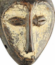 MC1130 Très joli petit Masque Lukwakongo Lega Mask Congo RDC