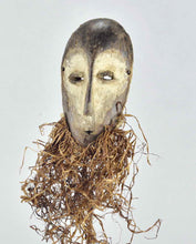 MC1875 superbe petit Masque Lukwakongo Lega Bwami  Mask Congo RDC