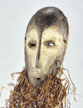 MC1875 superbe petit Masque Lukwakongo Lega Bwami  Mask Congo RDC
