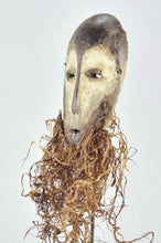 MC1875 superbe petit Masque Lukwakongo Lega Bwami  Mask Congo RDC