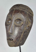 VENDU / SOLD ! MC1887 Masque Ngbaka ou peuple voisin de l'Ubangi Mask Congo Rdc