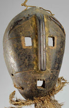 MC1415 Beau masque Nsembu Komo Kumu Mask Congo African Tribal Art Africain