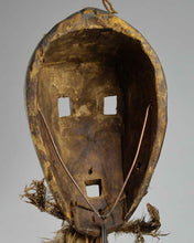 MC1415 Beau masque Nsembu Komo Kumu Mask Congo African Tribal Art Africain