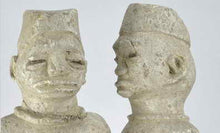 MC2024 Couple Bakongo statue en pierre Ntadi stone figure Congo Rdc