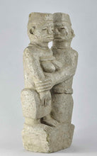 MC2024 Couple Bakongo statue en pierre Ntadi stone figure Congo Rdc