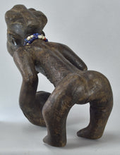 VENDU / SOLD ! MC0352 porteuse de coupe Luba - Mboko Bowl Bearer Congo Rdc
