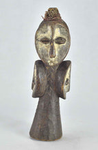 MC1873  "Sieur Nombreuses têtes" LEGA Statue Sakimatwematwe Figure
