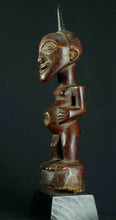 MC1786 Beau fétiche Songye Power Figure statue Congo Rdc