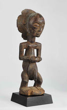 MC1040 Superbe statue masculine LUBA Baluba male ancestor figure