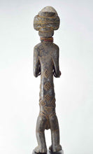 MC1842 Grande (53cm) statue cultuelle féminine Luba Cute Female Figure Congo Rdc