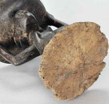 MC1330 Beautiful caryatid stool Luba Shankadi stool Congo DRC