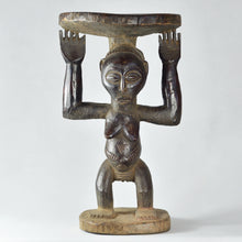 MC1789 Beau Tabouret à caryatide Luba cariatid stool Congo Rdc