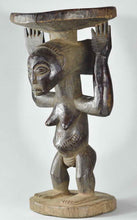 MC1789 Beau Tabouret à caryatide Luba cariatid stool Congo Rdc