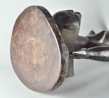 MC1789 Beau Tabouret à caryatide Luba cariatid stool Congo Rdc