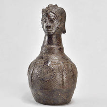 MC1902 Rare vase en terre cuite anthropomorphe ZANDE Azande terracotta vessel