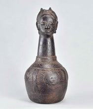 MC1901 Rare pichet en terre cuite anthropomorphe ZANDE Azande terracotta vessel