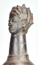 MC1901 Rare pichet en terre cuite anthropomorphe ZANDE Azande terracotta vessel