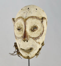 MC1519 Superbe masque idimu Lega Bwami cult Mask Congo RDC