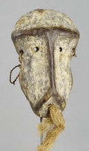 MC1580 Joli Masque Lukwakongo Sa Luzelu Lega Bwami Mask Congo RDC