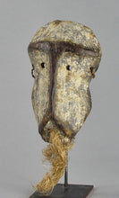 MC1580 Joli Masque Lukwakongo Sa Luzelu Lega Bwami Mask Congo RDC