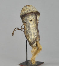 MC1580 Joli Masque Lukwakongo Sa Luzelu Lega Bwami Mask Congo RDC