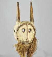 MC1131 Superbe Masque Kayamba Kwame Lega mask Congo Rdc
