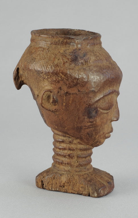 Vendu / Sold ! 0773 Coupe à vin de palme Pende Palm  Wine Cup Congo Rdc