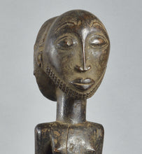 MC1706 Belle statue d'ancêtre Hemba Singiti Figure Congo rdc