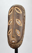 MC1302 Masque d'initiation Bembe M'cwe Wa Wondolomina Mask Congo