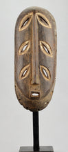MC1302 Masque d'initiation Bembe M'cwe Wa Wondolomina Mask Congo