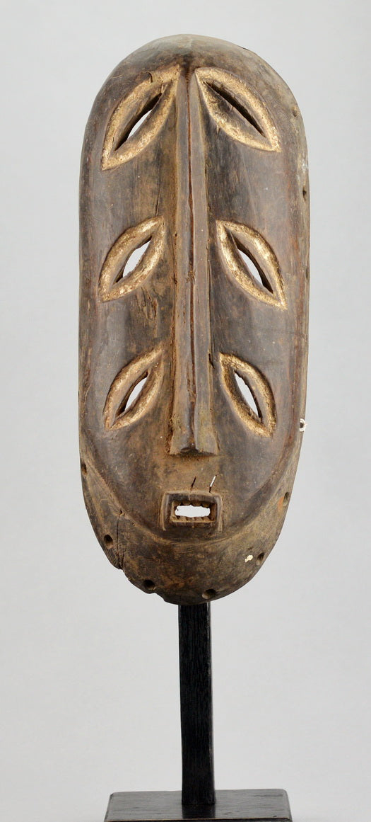 MC1302 Masque d'initiation Bembe M'cwe Wa Wondolomina Mask Congo