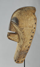 VENDU / SOLD ! MC1284 Beau Masque Féminin Songye Kifwebe Female Mask Congo